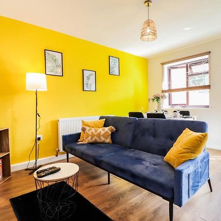 Spacious 1 Bed Flat-Free Parking Hillingdon Esterno foto