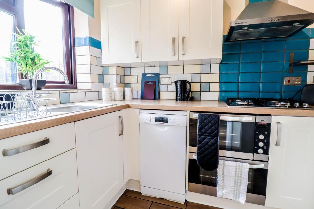 Spacious 1 Bed Flat-Free Parking Hillingdon Esterno foto