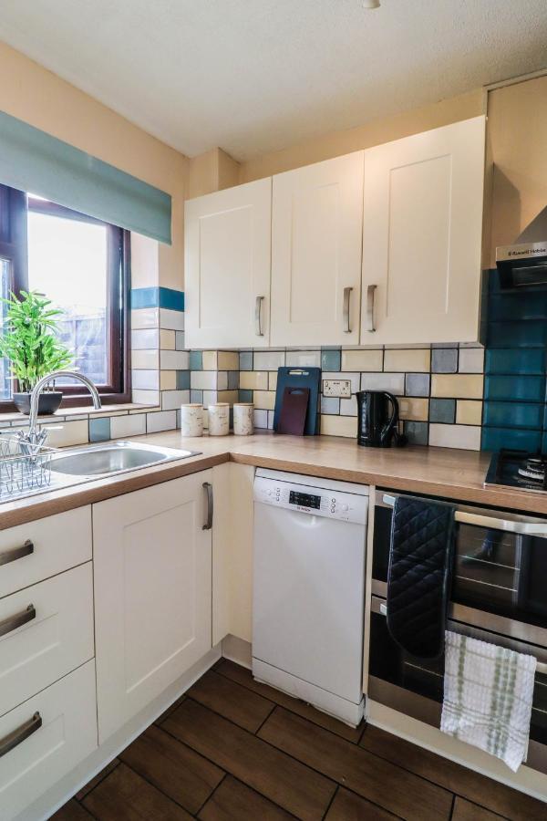 Spacious 1 Bed Flat-Free Parking Hillingdon Esterno foto