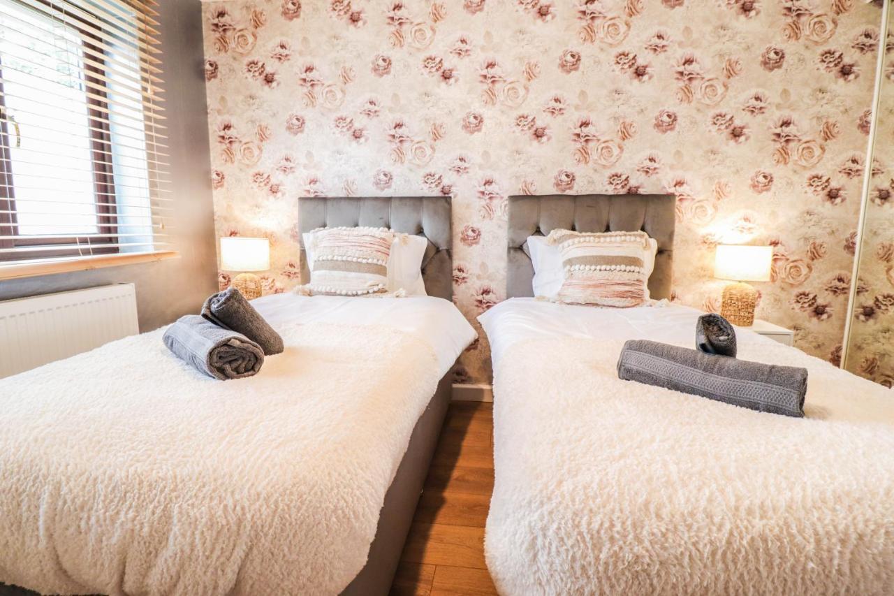Spacious 1 Bed Flat-Free Parking Hillingdon Esterno foto