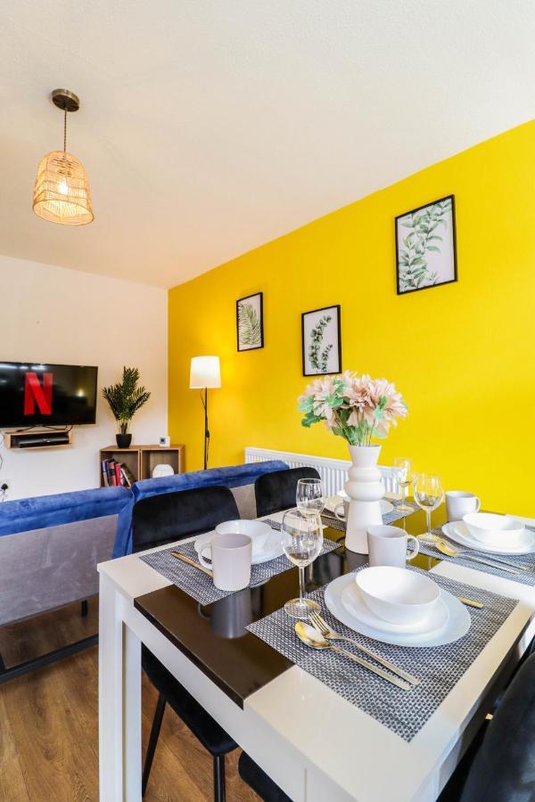 Spacious 1 Bed Flat-Free Parking Hillingdon Esterno foto