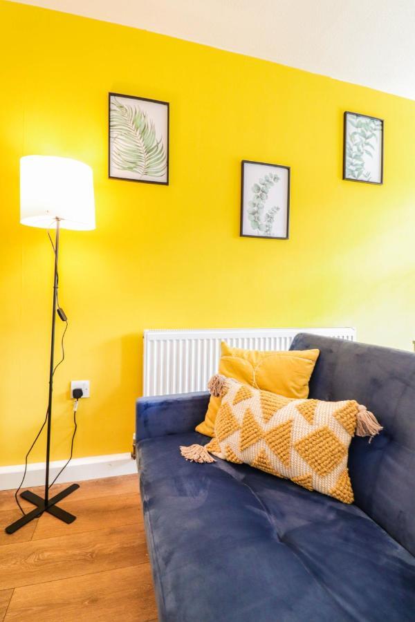 Spacious 1 Bed Flat-Free Parking Hillingdon Esterno foto